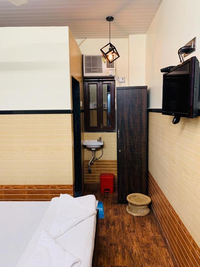 Traveller'S Inn Hotel - Fort Βομβάη Εξωτερικό φωτογραφία