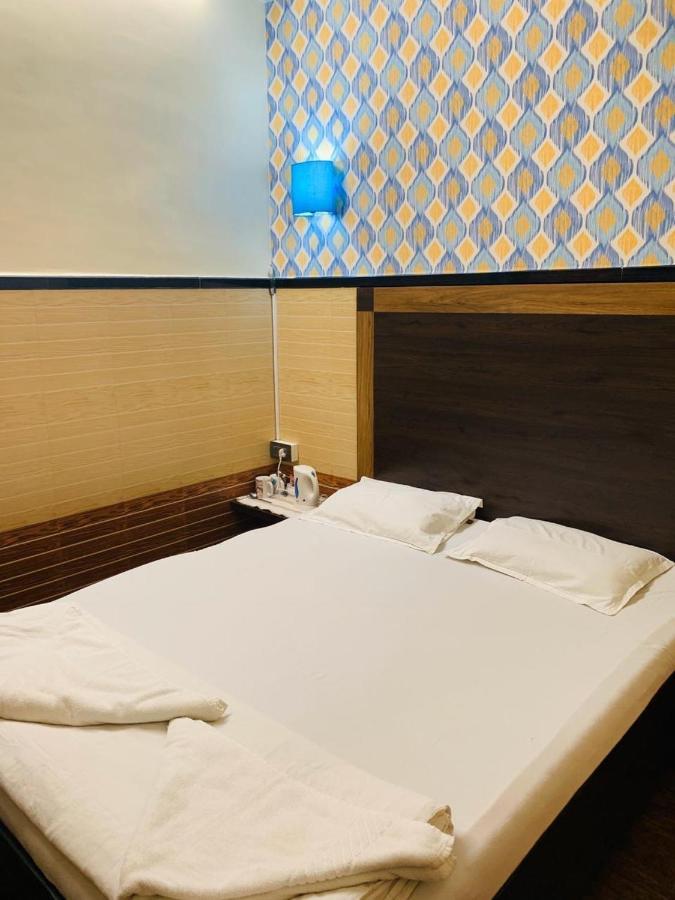 Traveller'S Inn Hotel - Fort Βομβάη Εξωτερικό φωτογραφία